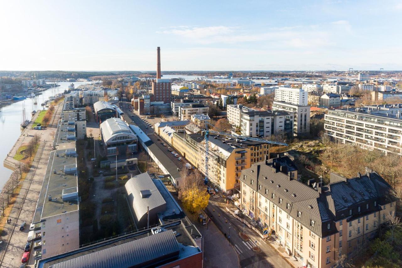 Riverside Lux With 2 Bedrooms, Car Park Garage And Sauna Турку Екстериор снимка